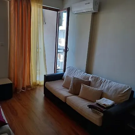 Апартаменты 5 Floor Pool View
